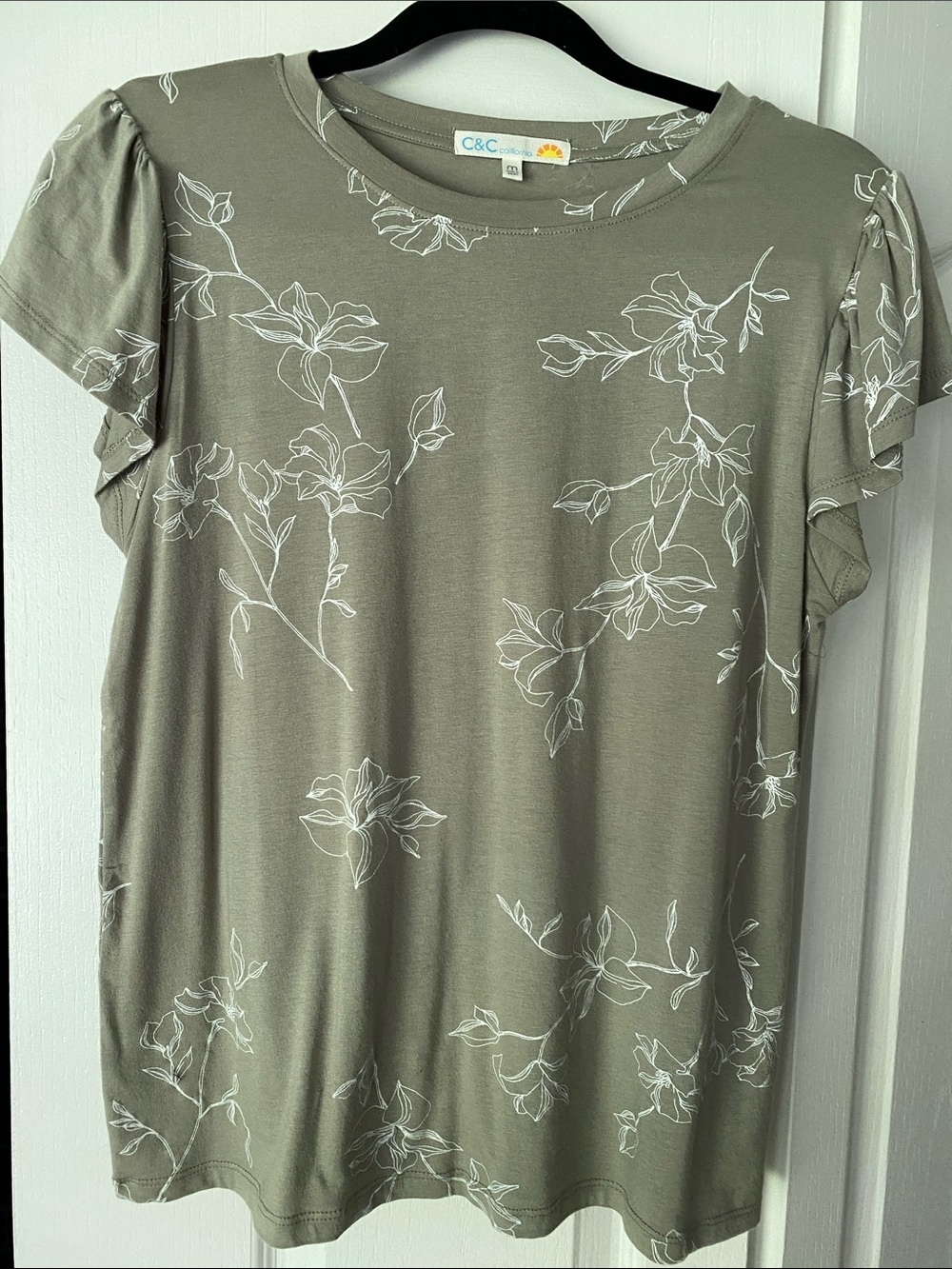 C&C California Floral Short Sleeve Tee with Flutter Sleeves